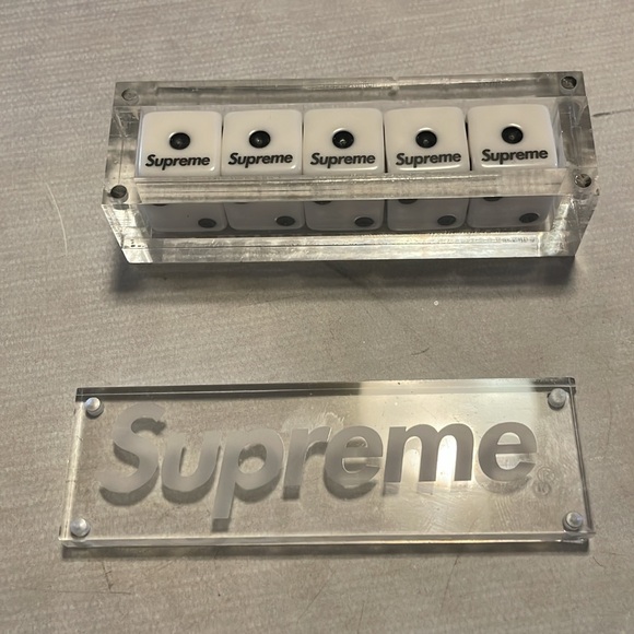 Supreme Dice Set in Clear Case